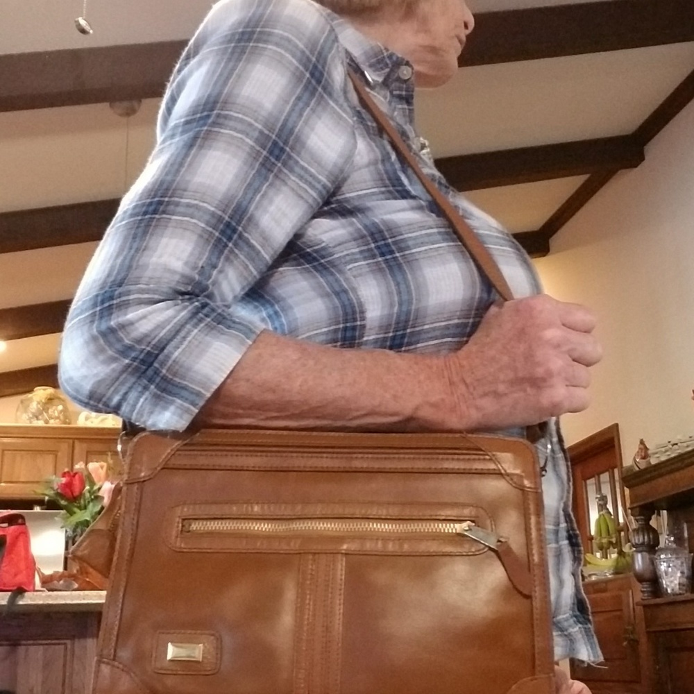 Vintage leather handbag